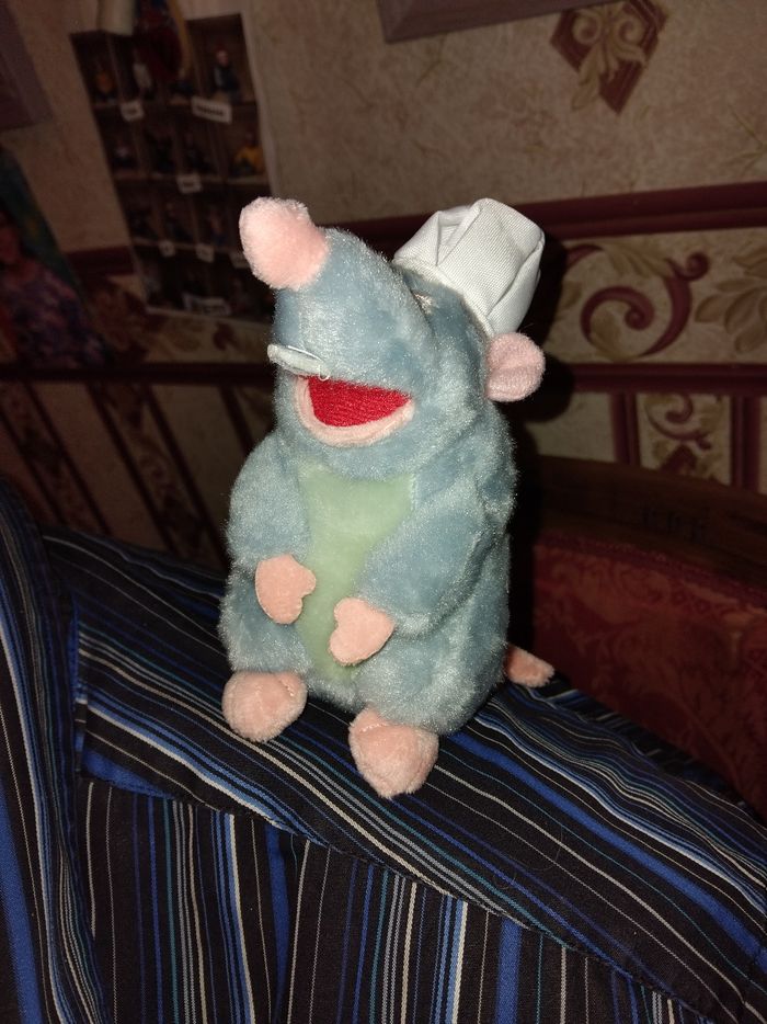 Peluche disney ratatouille magnétique - photo numéro 4