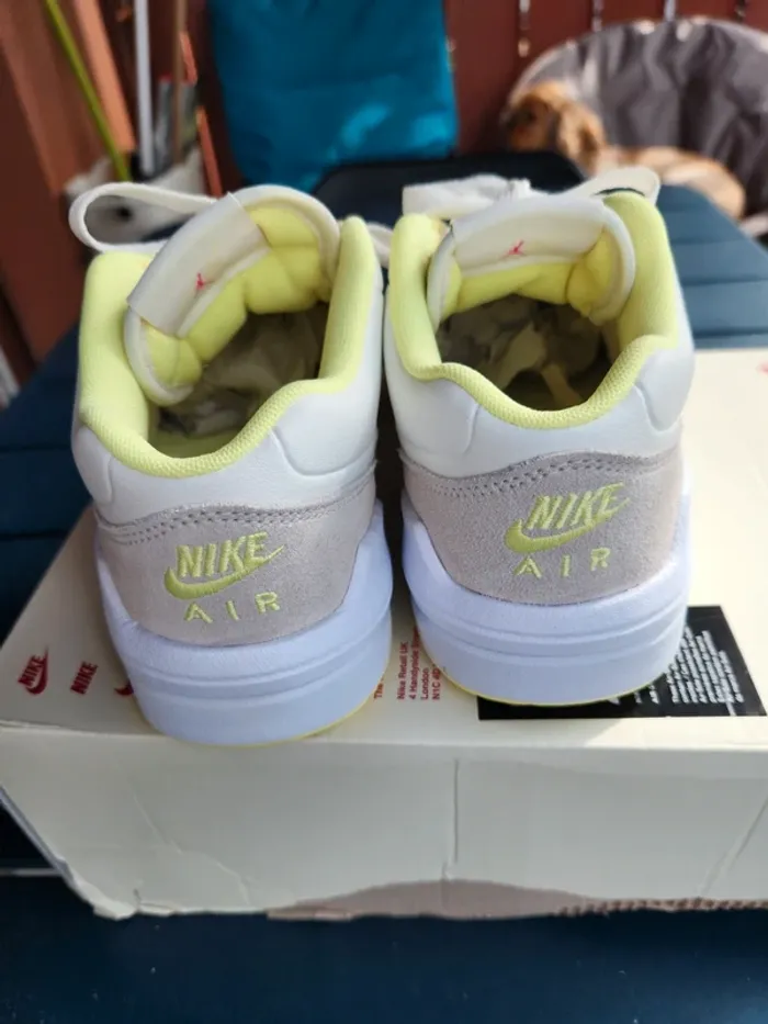 Jordan stadium 90 femme fille taille 36 neuves beige et jaune - photo numéro 5