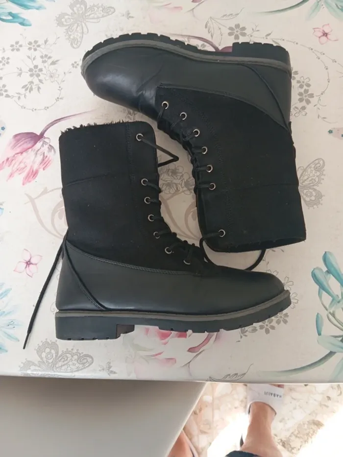 Bottine montante noir taille 8 - photo numéro 4