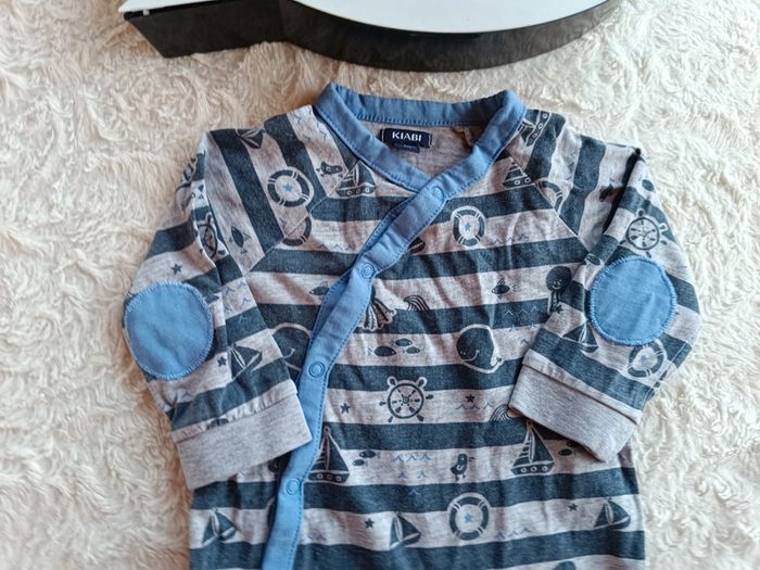 Pyjama dans pied léger été Garçon 6 mois mer bateau baleine Kiabi coton - photo numéro 3
