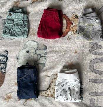 Lot de 5 pantalons taille 3 mois 