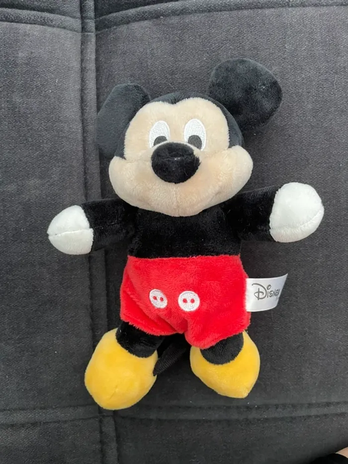 Peluche Mickey