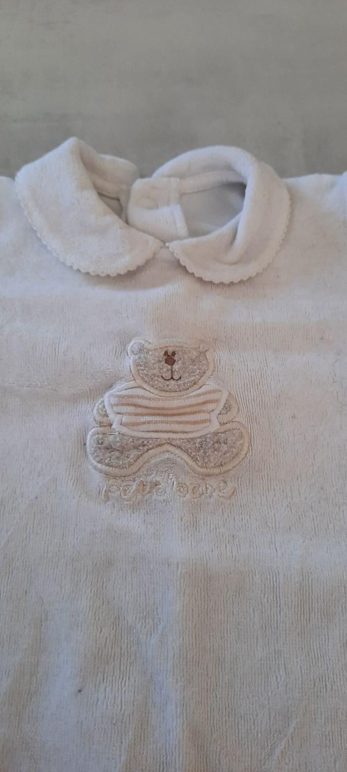 Pyjama 1 mois - photo numéro 2