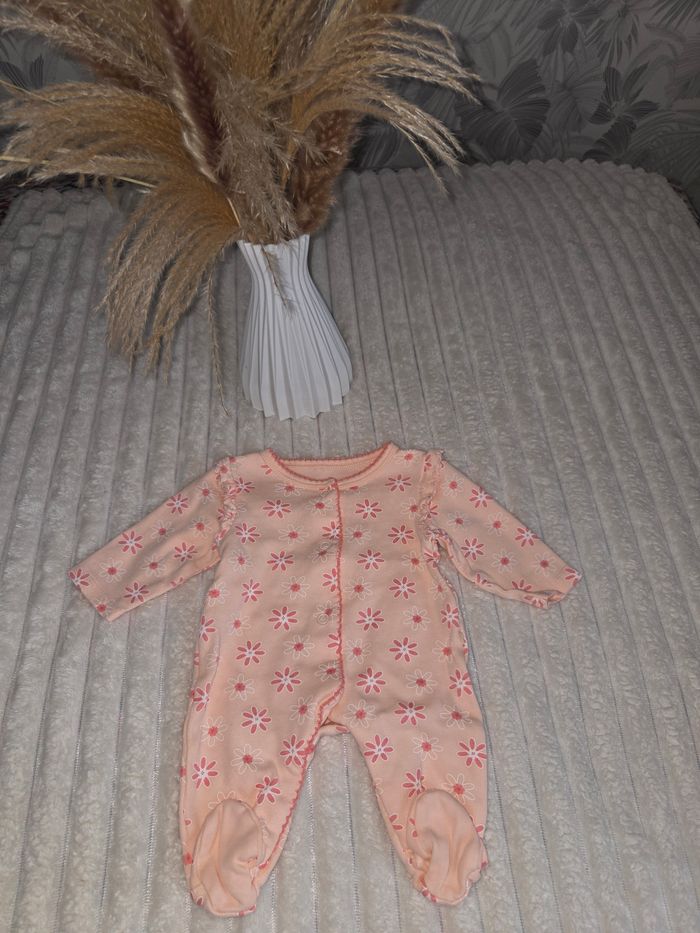 Lot pyjama bodies 0mois - photo numéro 2