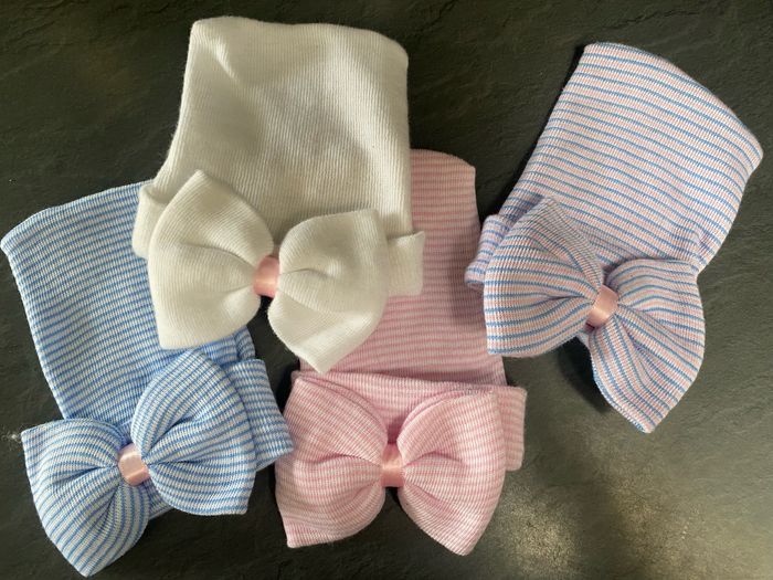 Bonnet naissance fille