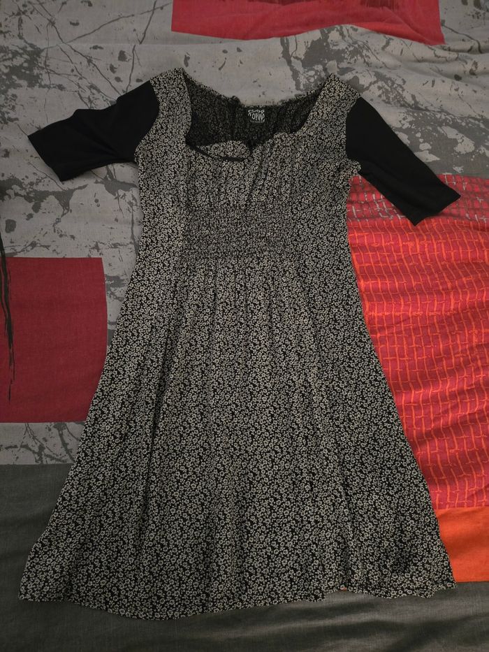 Robe Cop Copine en taille 36 - photo numéro 2