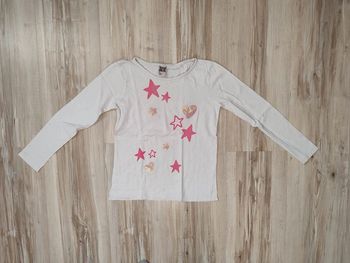 T Shirt Tape à l'oeil 8 ans blanc avec étoiles et coeurs roses