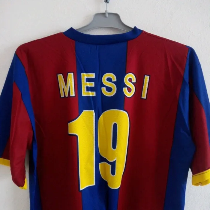 Maillot Barcelona "Messi" - photo numéro 9