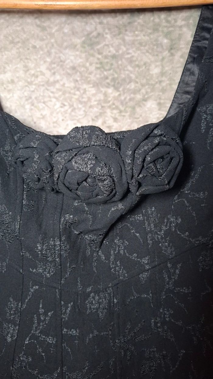 Robe noire fleurs tissu jacquard - photo numéro 5