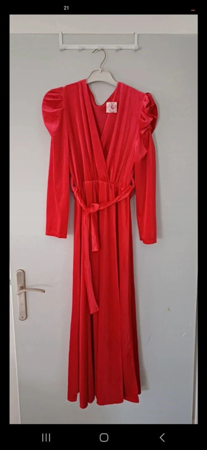Robe longue rouge en velours – Élégante & chic