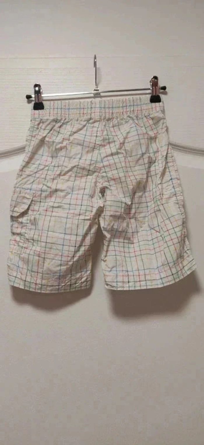 Bermuda H&M 6-7 ans blanc carreaux multicolores - photo numéro 2