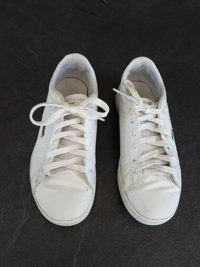 14 € Lacoste Carnaby Junior taille 35 - photo numéro 2