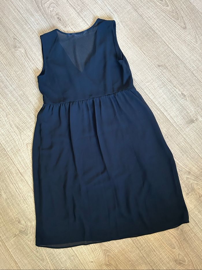 Robe noire sans manches Naf Naf taille 34 excellent état - photo numéro 8