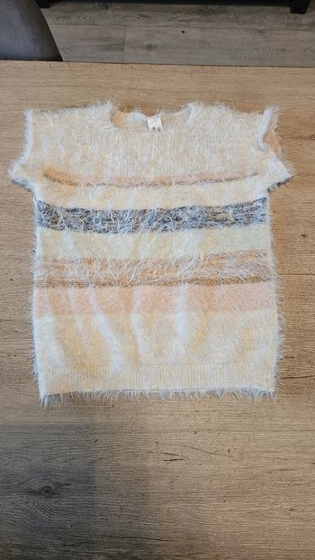 Pull à manches très courtes blanc cassé avec lignes, C&A, taille 170