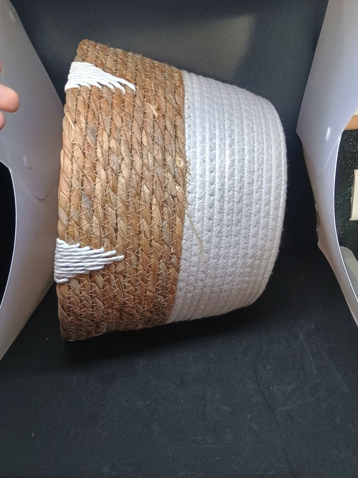 Superbe panier de rangement en osier - photo numéro 4