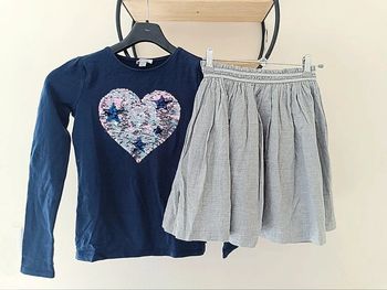12 ans ensemble teeshirt Okaïdi et jupe tape a l'oeil