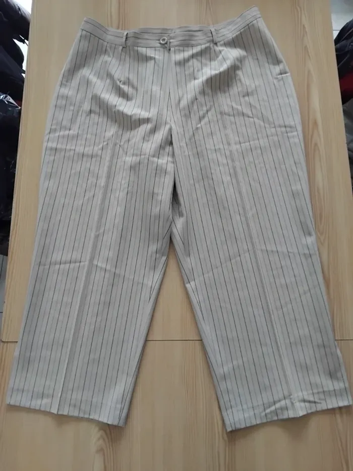 Pantalon court 🔄 - photo numéro 2