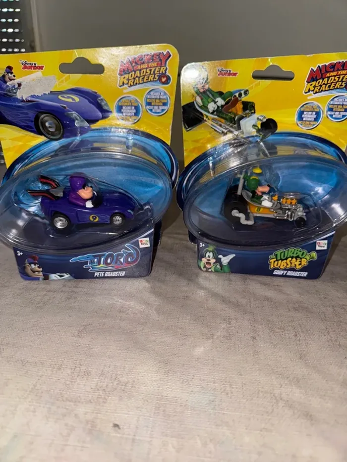 Lot de deux figurines Mickey - photo numéro 4