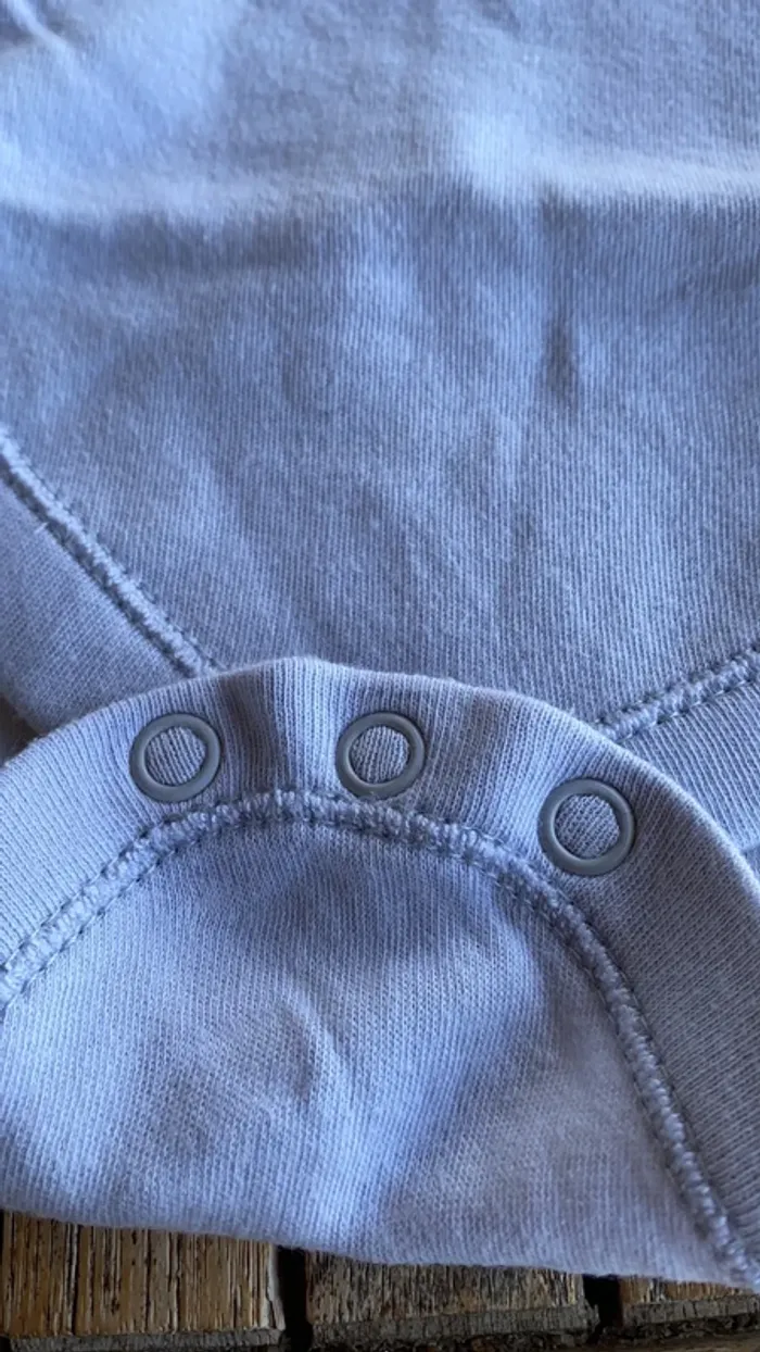 Body gris clair uni manches courtes Primark - 3/6 mois - photo numéro 2