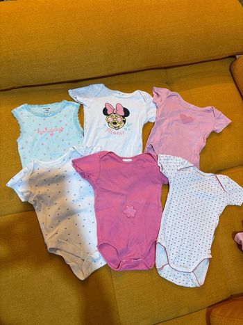 Lot de 6 bodies 9 mois