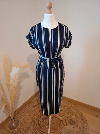 Robe bleue marine rayée fluide taille M 38
