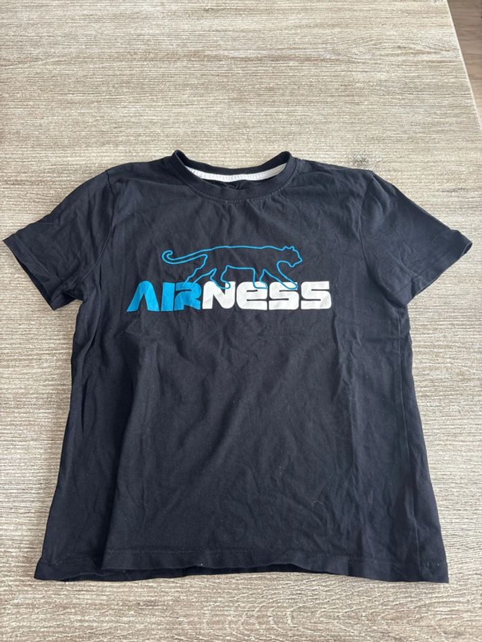 T-shirt airness