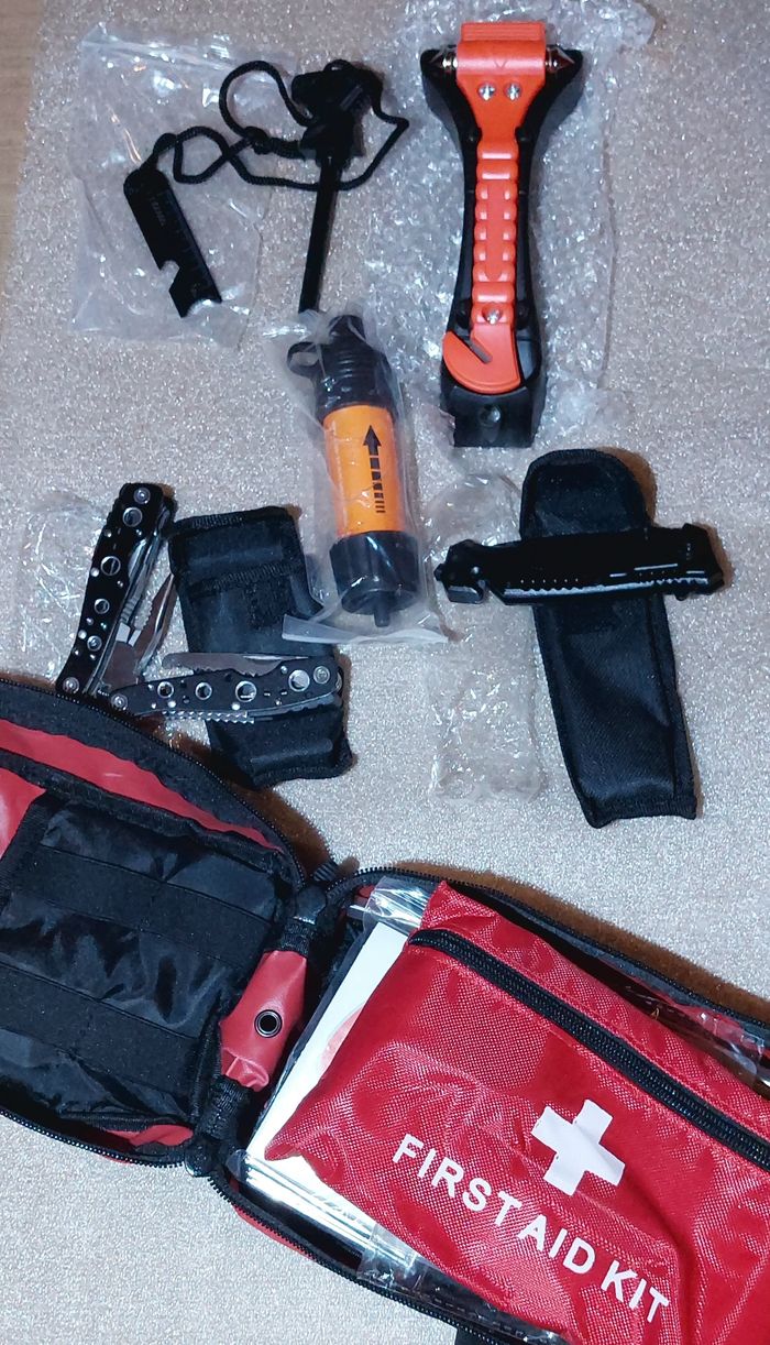 Kit de survie  camping ,randonnée, trekking - photo numéro 4