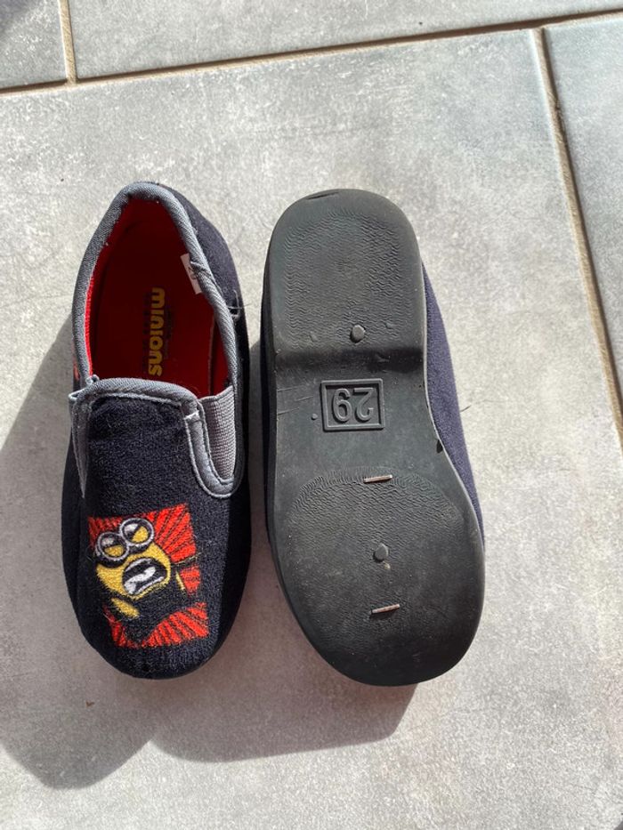 Chaussons les minions - photo numéro 2