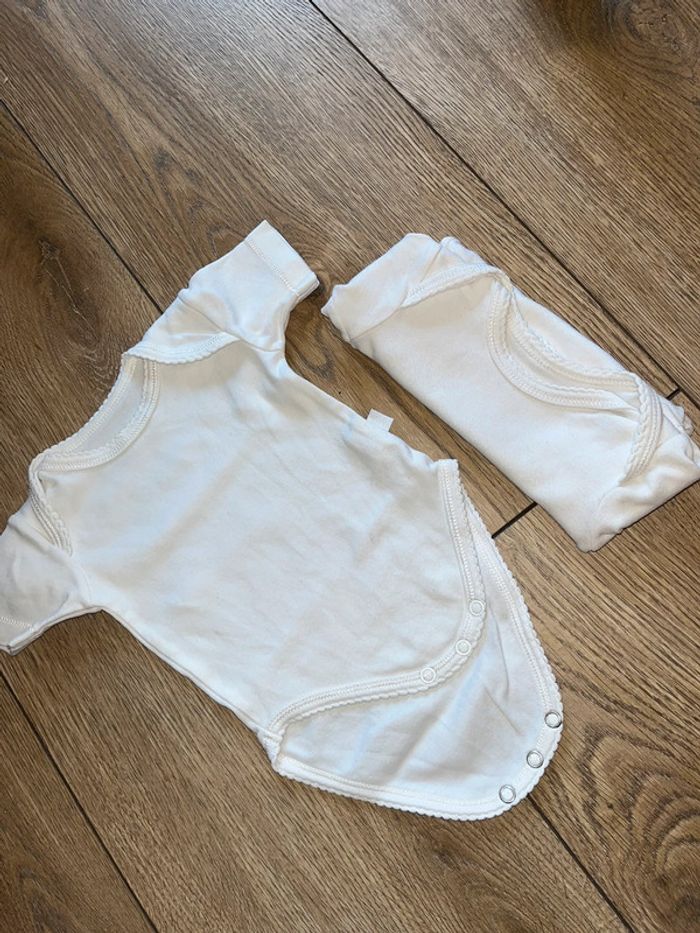 Lot 2 bodys MC 3 mois