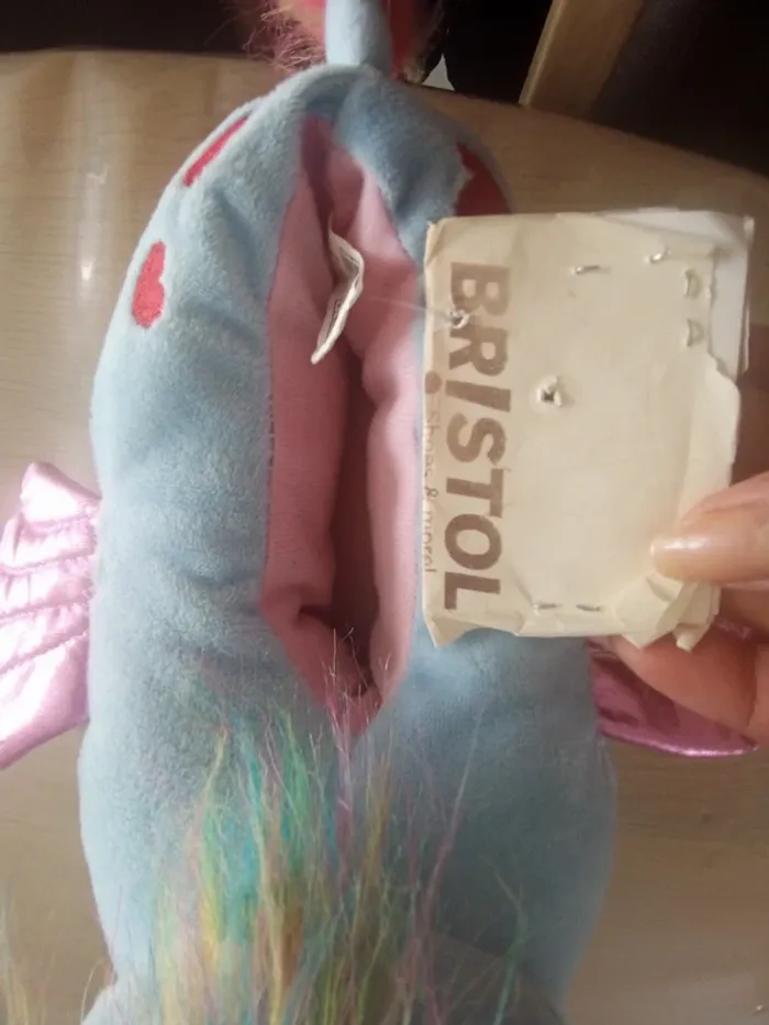 Chaussons licorne neuf pointure 34 - photo numéro 3