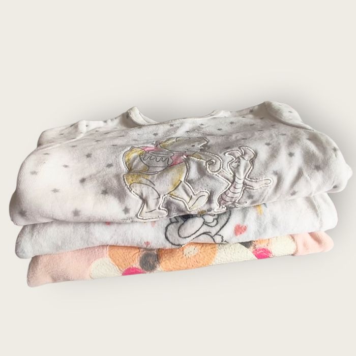 Lot bodies bébé - photo numéro 2