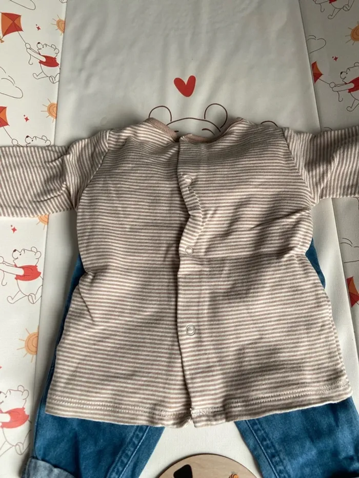 Tenue taille 1 mois - photo numéro 4