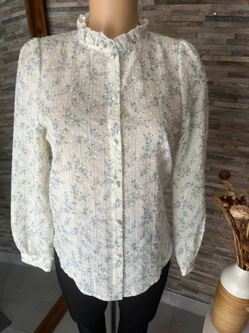 Chemise écru fleurs bleues 100% coton tendance