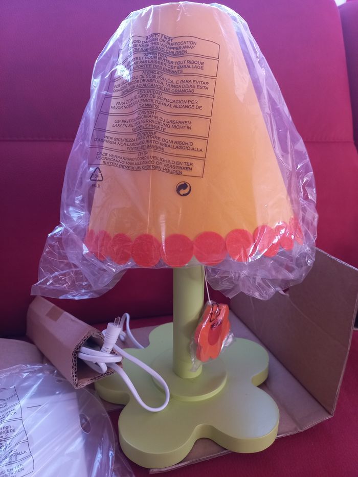 Lampe de chevet enfant Vertbaudet - Neuve - photo numéro 4