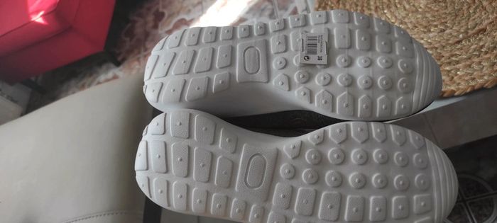 Baskets neuves avec étiquette in extenso t38 - photo numéro 5