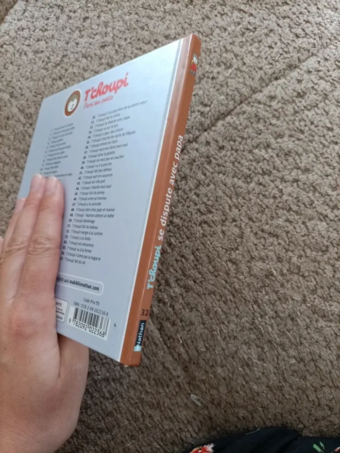 Livre T'choupi se dispute avec Papa - photo numéro 3