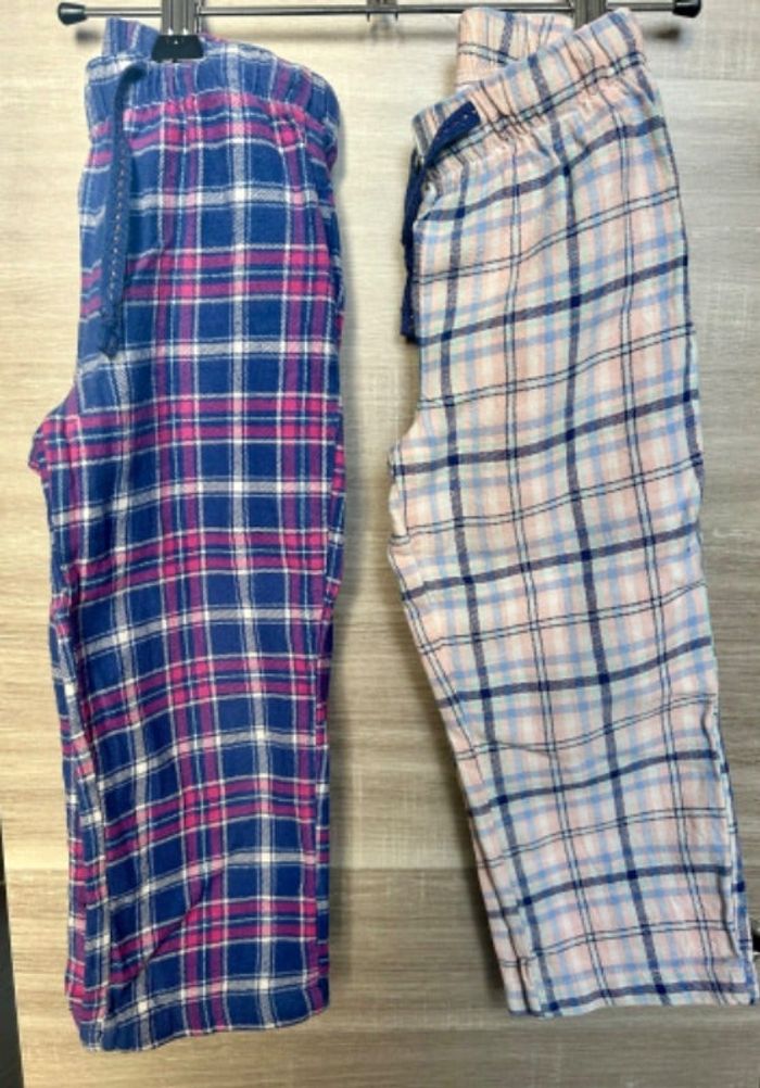 2 pantalons
