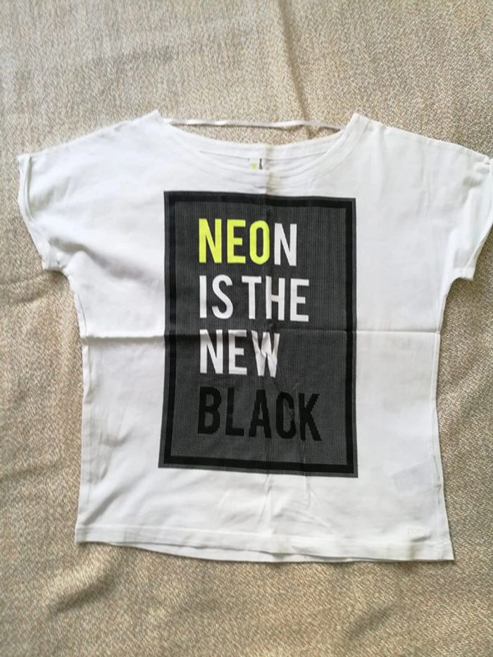 T-shirt Neo(n) is the new black - Adidas 2013 - Selena Gomez
