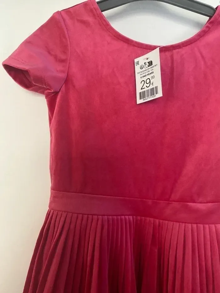 Superbe robe cérémonie fête Okaidi en velours rose taille 6 ans Neuve - photo numéro 2
