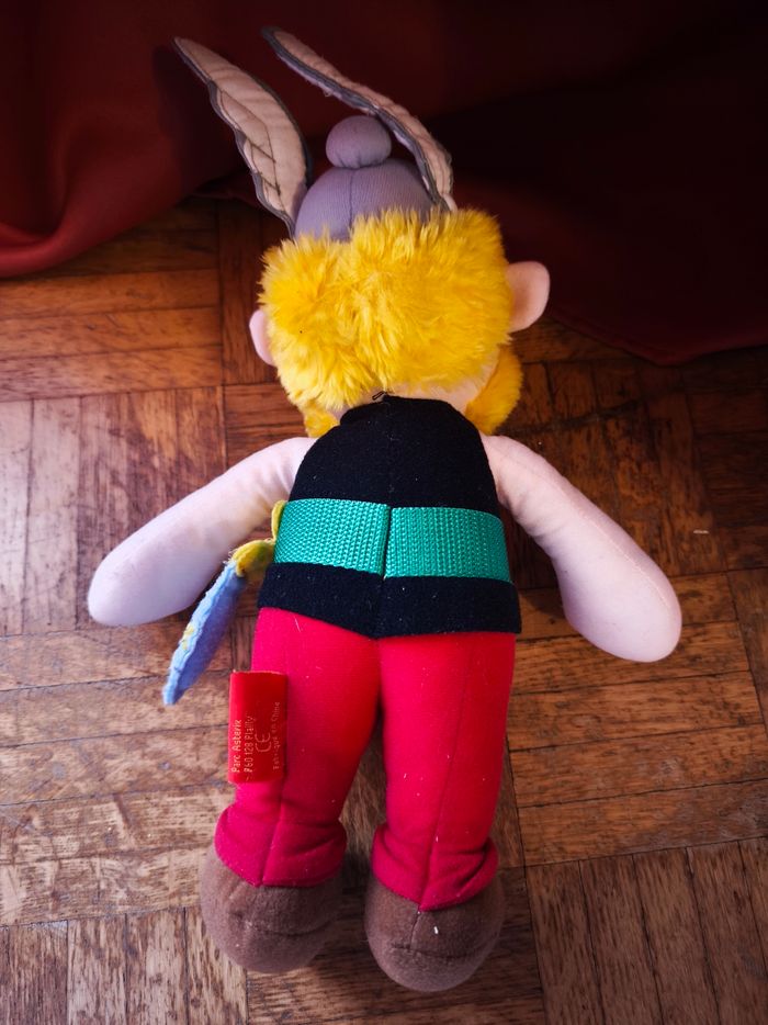 Peluche Parc Asterix - photo numéro 2