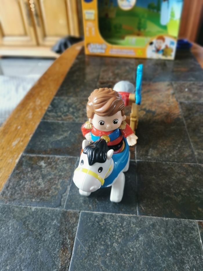 Tut tut copains le Destrier magique de Nathan, le prince vaillant - photo numéro 6