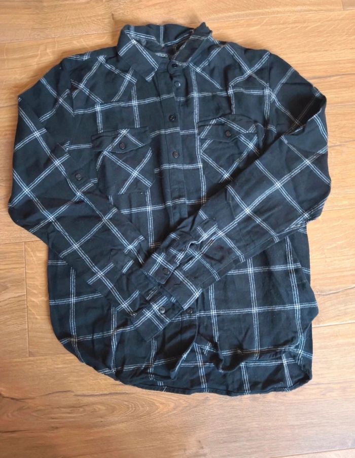 Chemise à carreaux - photo numéro 1
