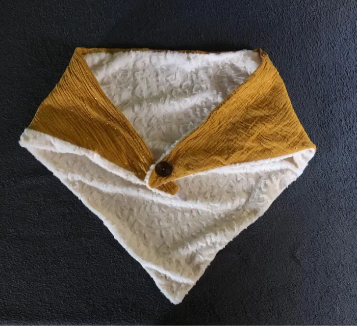 Écharpe foulard neuve - photo numéro 2