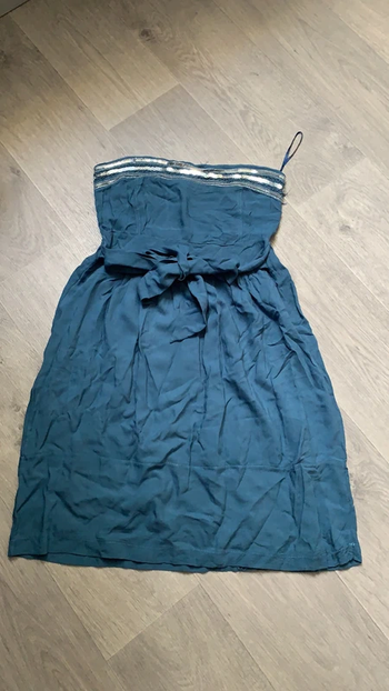 Robe sans bretelle 