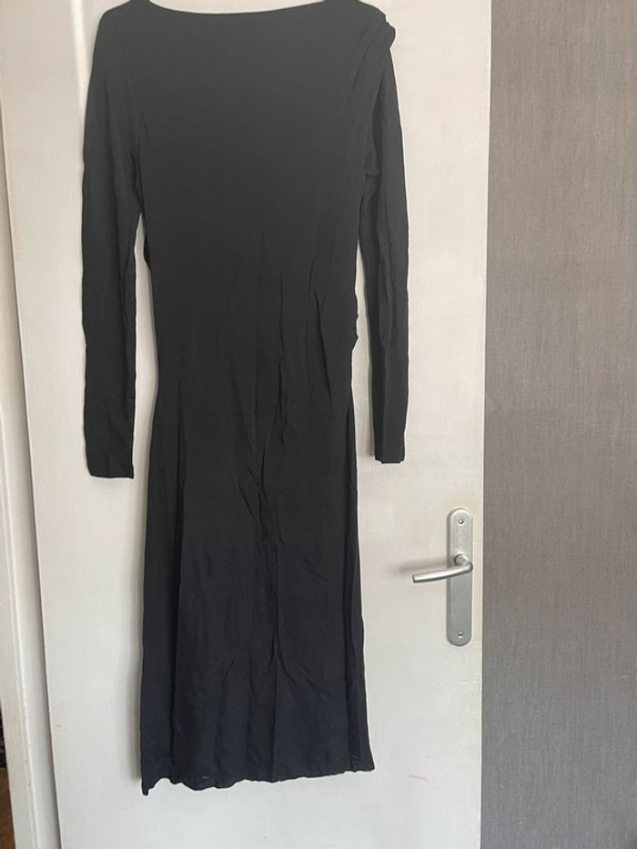 Robe noir - photo numéro 6