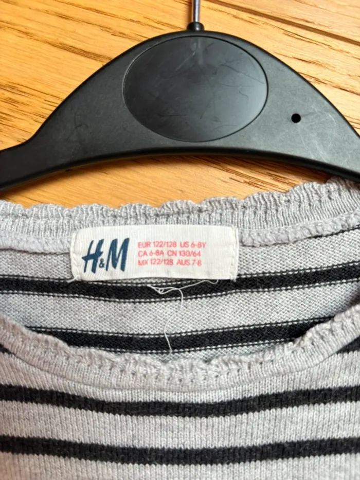 Robe pull H&M 122/128 8 ans - photo numéro 6