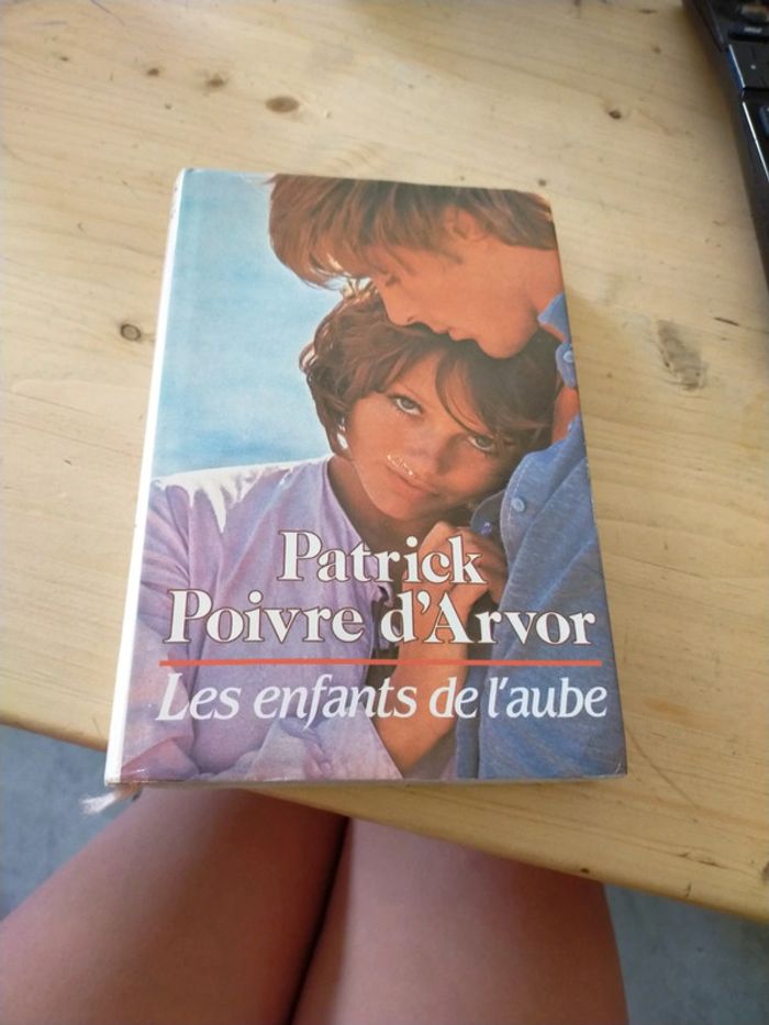 Les enfants de l'aube