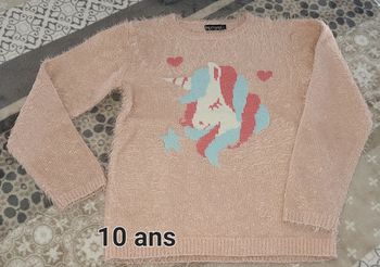 Pull licorne  10 ans