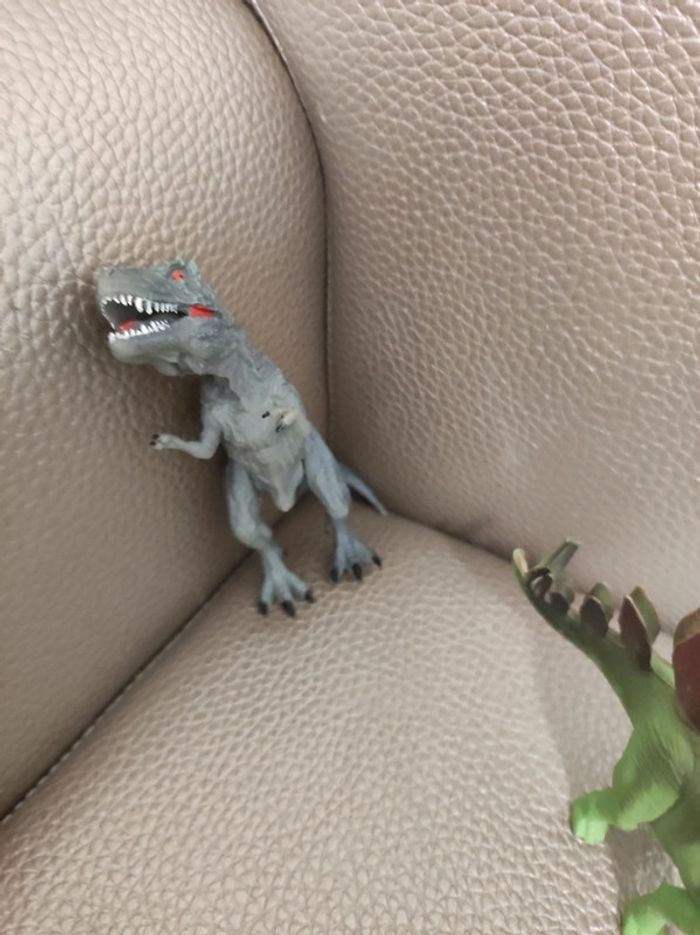 lot dinosaures - photo numéro 2