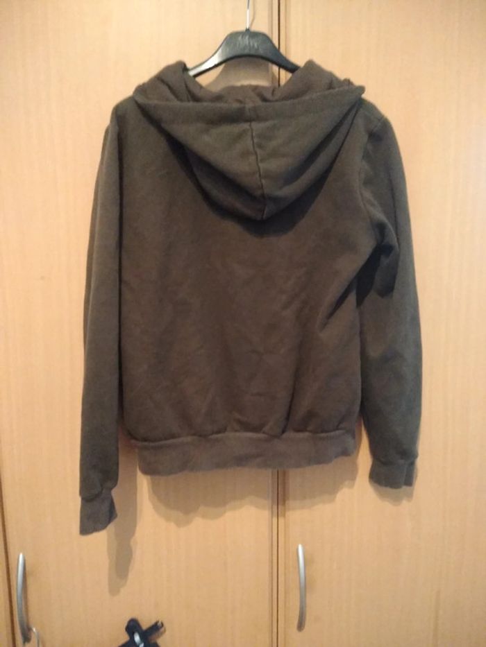 Gilet a capuche - photo numéro 4